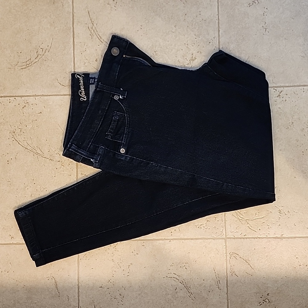 Universal Thread skinny jeans